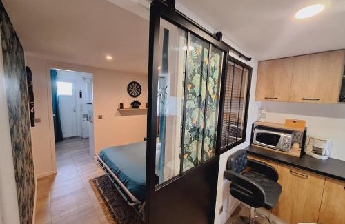 Chantemerle-sur-la-Soie Casa | Joli studio 25m2 avec cuisine