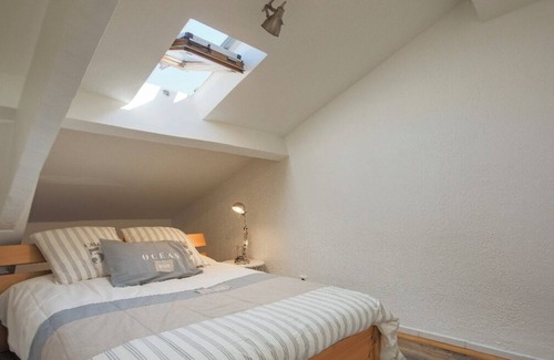 Liberation Apartamento | Jolie 2 Pièces Mansarde en Plein Cœur de la Ville