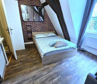 Montlucon Apartamento | Jolie studio en cetre ville de Montluçon 20 min à pieds de la gare