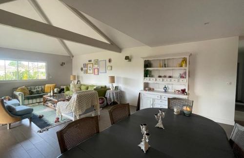 Ares Villa | Jolie Villa en bois au calme