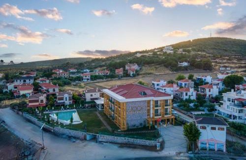 Ayvalik Hotel | Joon Cunda