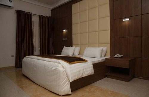 Abuja Hotel | Apartamento Josto - Suite Deluxe (dos habitaciones)