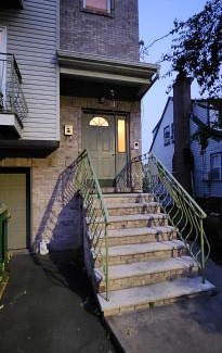 Lower Vailsburg Casa | Joy queen room 6A