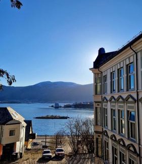 Alesund Apartamento | Jugend City Retreat - Ålesund Apartment