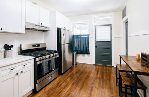 Logan Square Apartamento | Jumbo 3bd In Hot Logan Square!