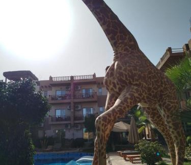 Village Road Hotel | Jungle sweet Home Compound