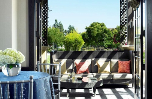 Cupertino Hotel | Juniper Hotel Cupertino, Curio Collection by Hilton