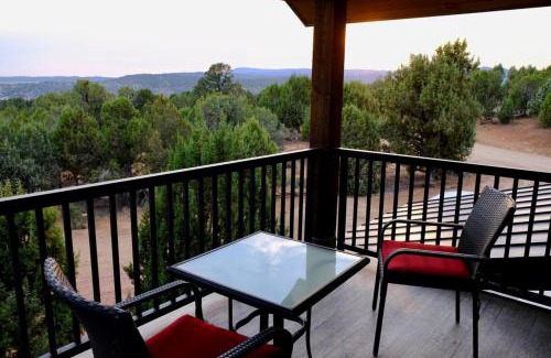 Orderville Casa | Juniper Ridge Luxury Two-bedroom Casita Zion E