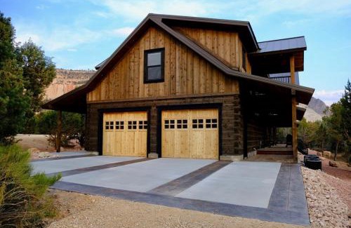 Orderville Casa | Juniper Ridge Luxury Two-bedroom Casita Zion E