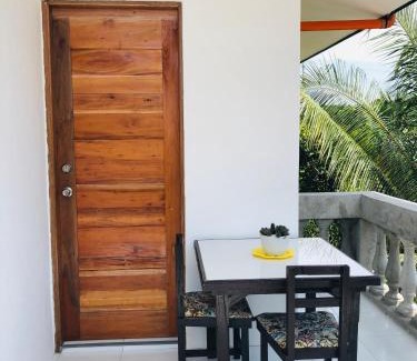 Lawaan Casa | Jupiters Garden Cottages