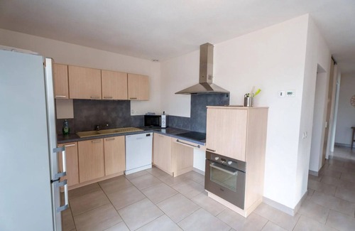 Marigny Casa | JURA - Lac de Chalain - Recent house with swimming pool PMR 6 persons