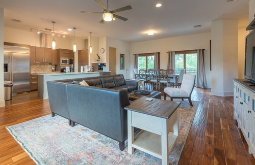 Winter Park Apartamento | ¡A solo 3 cuadras de las tiendas / restaurantes de Park Ave, 2 de The Winter Park Village!
