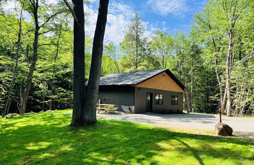 Lakewood Casa | Just built! Wheelerwood cabin at the lake.