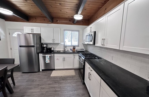 South Lake Tahoe Chalet De Esquí | Just Remodeled Mountain View Chalet Near Heavenly and Lake