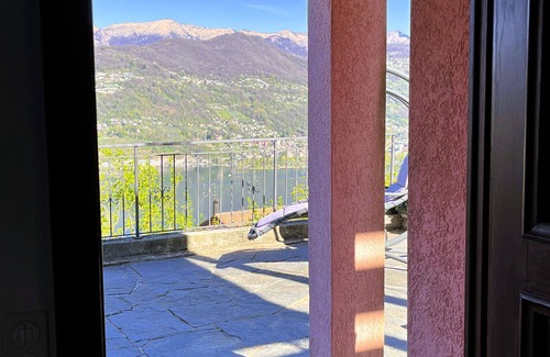 Bigogno Apartamento | Just Restored close to Franklin College and Lugano