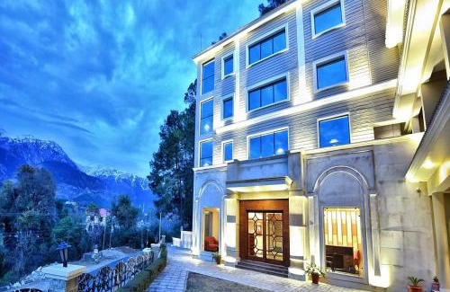 Palampur Hotel | juSTa Palampur Resort & Convention Centre