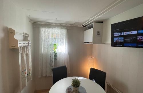 Gusum Apartamento | Källarlägenhet Centrumvägen Gusum