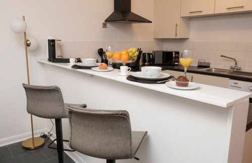 Peterborough Apartamento | K Suites - Modern 1 bed Apt w/ FREE parking