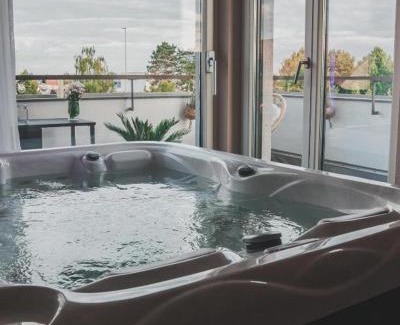 Wallau Apartamento | K&T Estate Resort & Spa - Flughafennahe Gästesuite