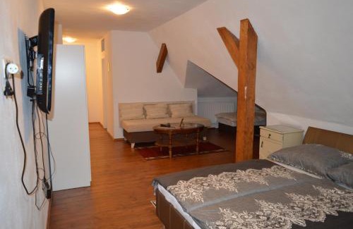 Kostany nad Turcom Casa | Kaštieľ Košťany
