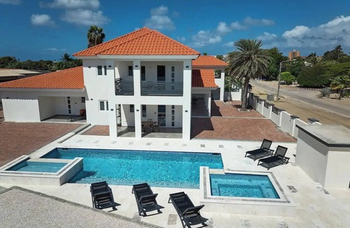 Koyari Casa | Kaikushi Pool Penthousenn