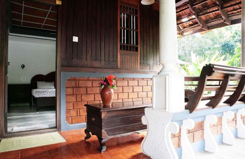 Kumily Casa | Kairali Palace Home Stay