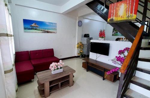 Tacloban Apartamento | Kaitleen Home Stay Door 3