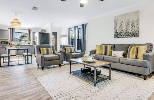 Round Rock Casa | Kalahari | Dell Diamond | Round Rock