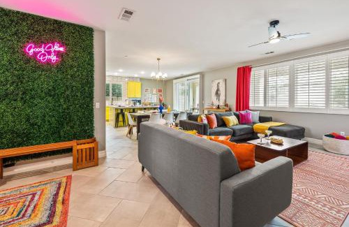 Indio Casa | Kaleidoscope by AvantStay Colorful Escape Pool