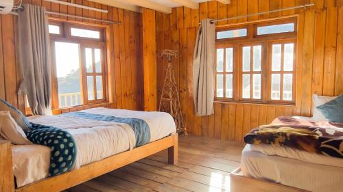 Kalinchok Complejo | Kalinchowk Tripura Resort