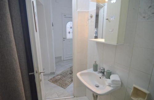 Kastoria Apartamento | kalithea neighborhood