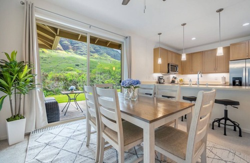 Makaha Valley Apartamento | Kalo Homes - Makaha Mountain Hideaway