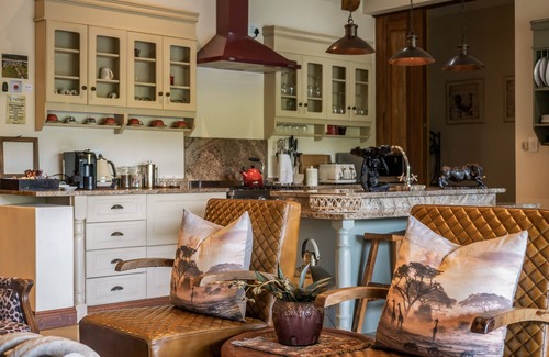 Malelane Cabina | Kambaku River Lodge