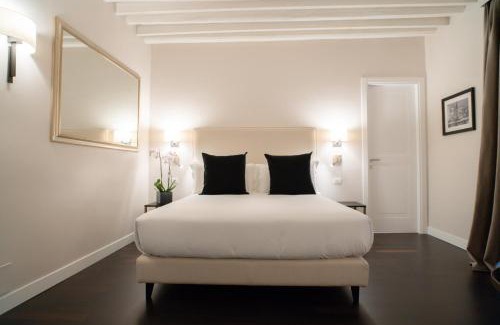 Rione XI Sant'Angelo Cama Y Desayuno | Kame Hall