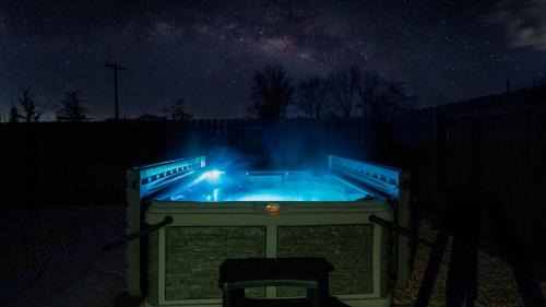 Kanab Casa | Kanab's Family Fun Zone 3BR Big Yard & Hot Tub