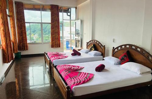 Kandy Hotel | Kandy IVY Banks Lake View Resort