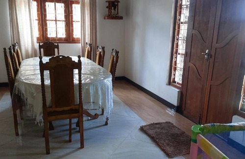 Katugastota Cama Y Desayuno | kandy samarakoon home stay