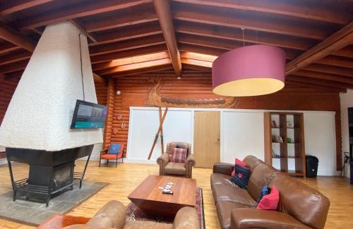 Blairgowrie Cabina | Kaoglen-GrandSuite-Hot Tub-Pitlochry-Dunkeld-Pet Friendly
