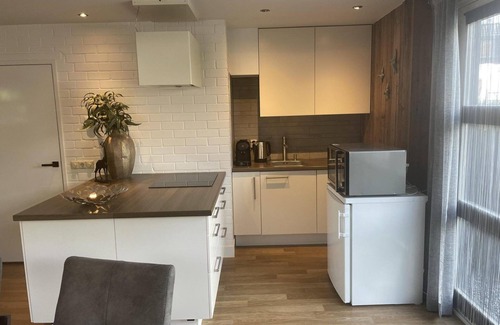 Warmenhuizen Casa | Kapberg Om de Noord in Warmenhuizen. Suitable for 5 people, 2 bedrooms with sauna.