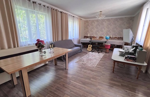 Karakol Casa | Karagat Karakol Suites!