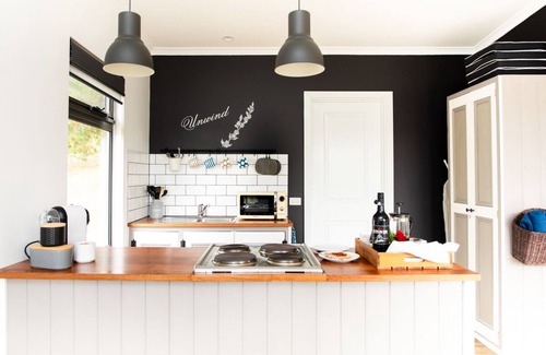 McLaren Flat Cabaña | Karawatha Cottages B & B - Cottage UNWIND