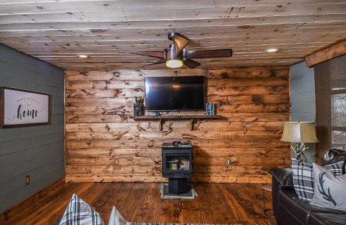 Thayerville Casa | Kare Bear Cabin