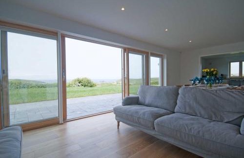 Crantock Casa | Kareena
