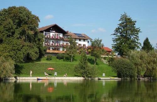 Seeon-Seebruck Casa | Karlshof