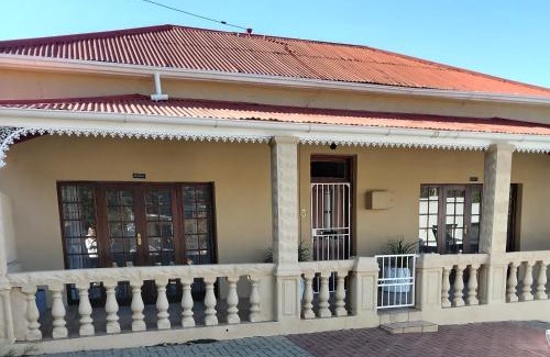 Burgersdorp Casa | KarooRus