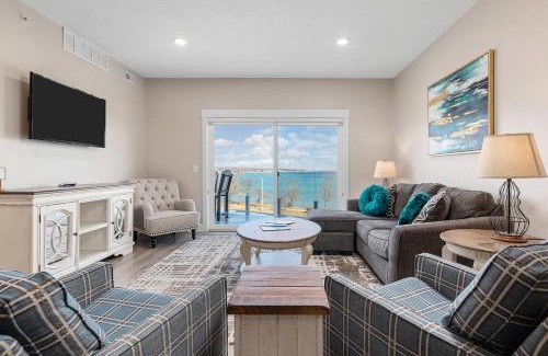 Traverse City Hotel | Kasa 539 Bay Street Traverse City