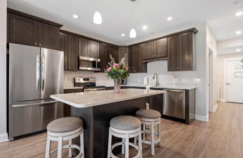 Traverse City Hotel | Kasa 539 Bay Street Traverse City