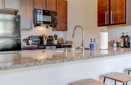 Westown Apartamento | Kasa Relax in Your Spacious 1BD Pet Friendly Milwaukee