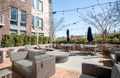 Del Ray Apartamento | Kasa Welcoming 1 BD Amenity Access Alexandria