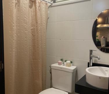 Ugong Apartamento | Kasara Pasig Staycation